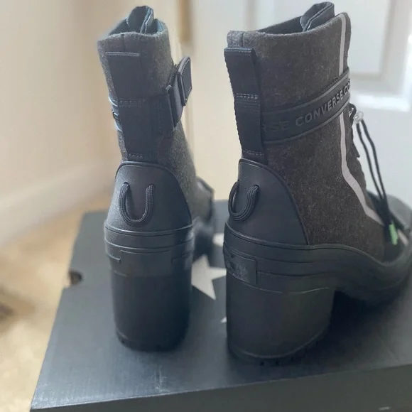 Chunkyover the ankle boot - Picture 3 of 3